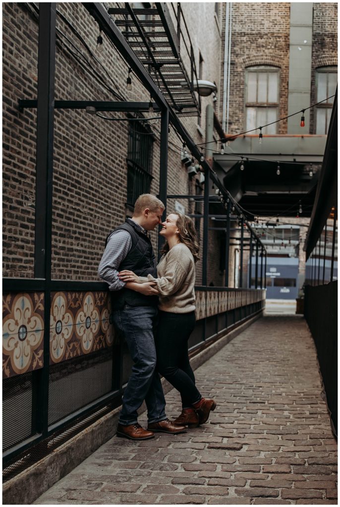 Guide to engagement photo ops in Chicago 